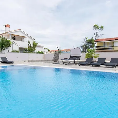 Charming With Shared Indoor Pool In